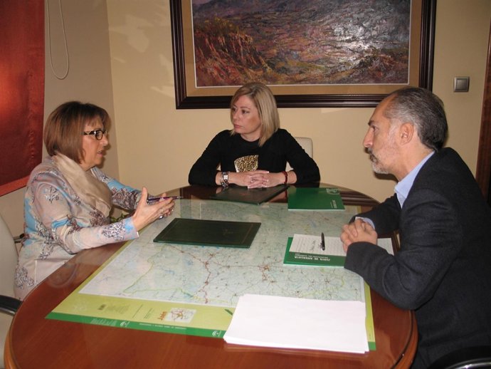 Firma de prórroga de convenio entre la Junta y el Colegio de Psicólogos