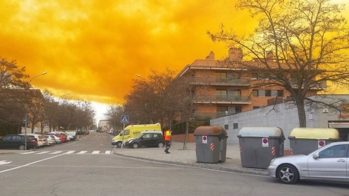 Nube tóxica Simar de Igualada (Barcelona)