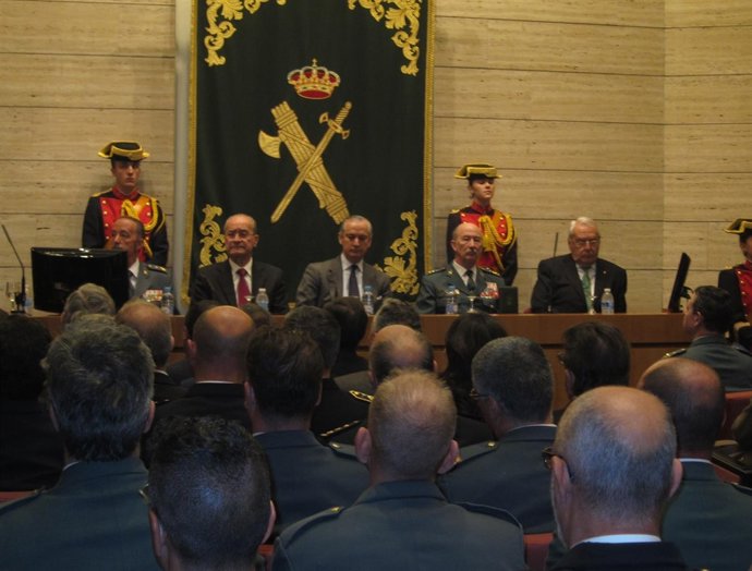 Acto condecoración Servicio Marítimo de la Guardia Civil, Cruz Plata al Mérito