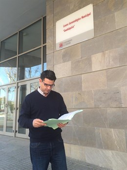 Pedro García ante la residencia