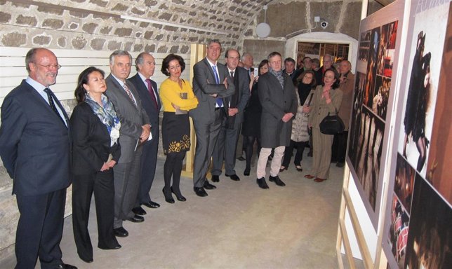 Exposición 'Plenilunio de Primavera' en París