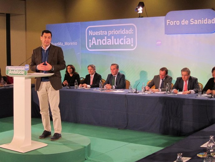 El presidente del PP-A, Juanma Moreno, en el Foro de Sanidad del PP andaluz