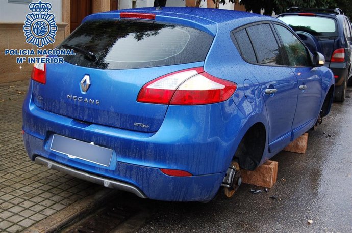 Coche objeto de una supuesta denuncia falsa en Andújar (Jaén)