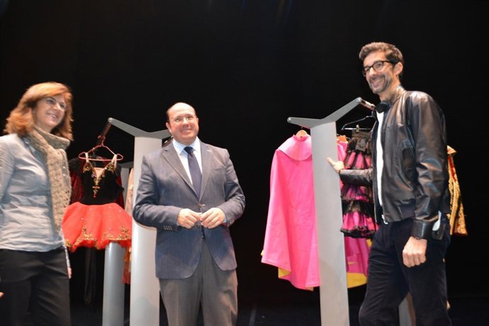 Sánchez, con Martínez y López-Briones