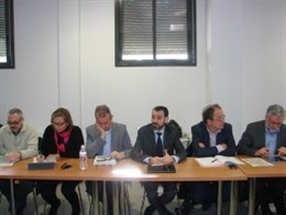 Dtor.Gral.Agricultura, M.Molins, con representantes del sector frutícola