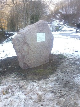 Monolito en Cangas del Narcea