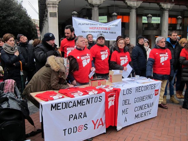 Manifestación por el acceso universal al tratamiento contra Hepataitis C