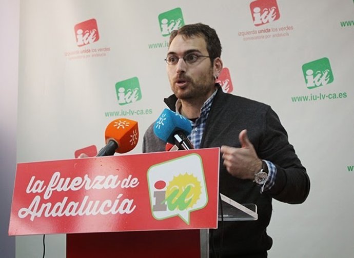 El secretario de Organización de IU Andalucía, Antonio Valero