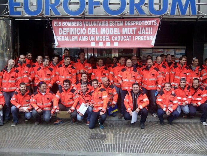 Renuncia de bomberos voluntarios de Lleida
