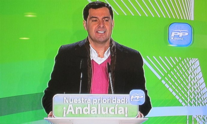 Juanma Moreno durante su intervención