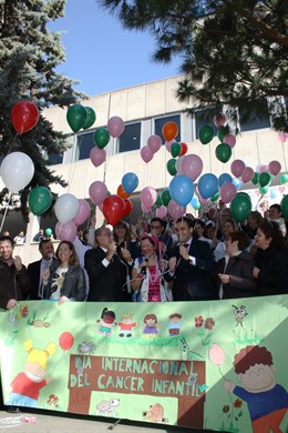 Cáncer infantil manifiesto hospital niños