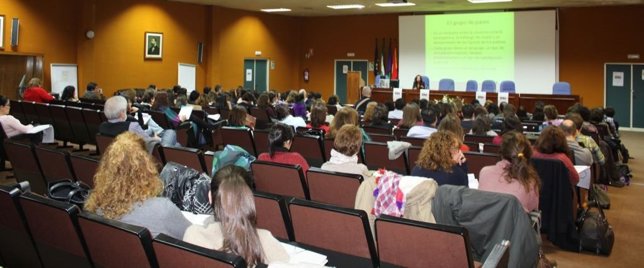 Foro de Infancia y Adolescencia, Hospital Clínico, Málaga, encuentro, sanitarios