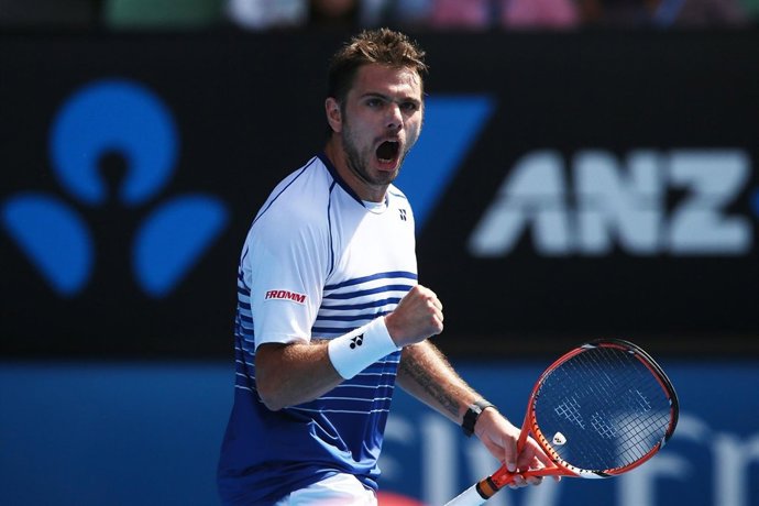 Wawrinka celebra un punto ante Nishikori en el Abierto de Australia
