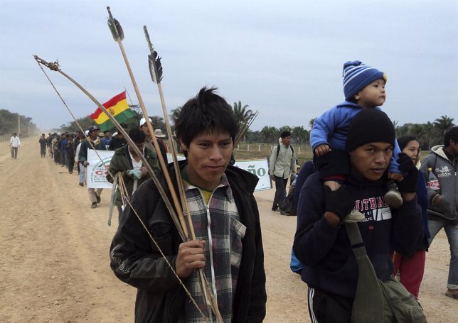 Manifestación De Indígenas Bolivianos