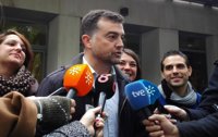 Maíllo dice que la CUT "se ha roto" y que algunos de sus miembros se han ido de IULV-CA pero otros "se quedan"