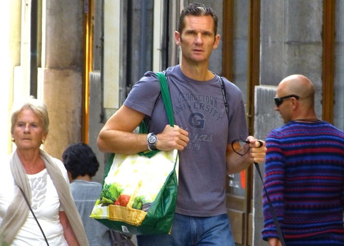 Iñaki Urdangarín un perfecto amo de casa