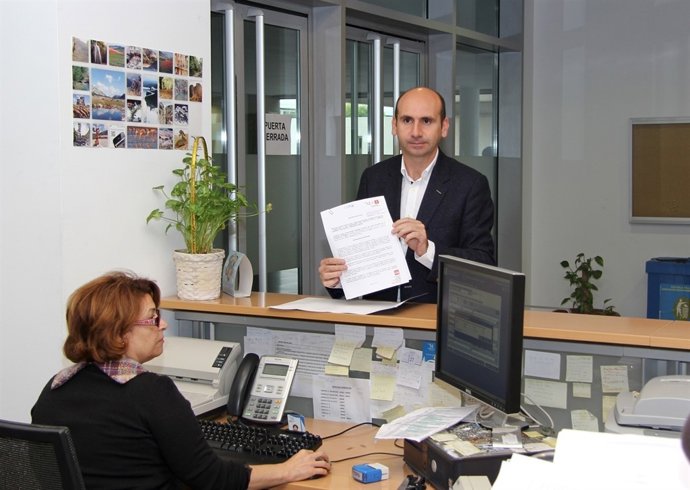 Francisco Conejo registra moción en diputación 