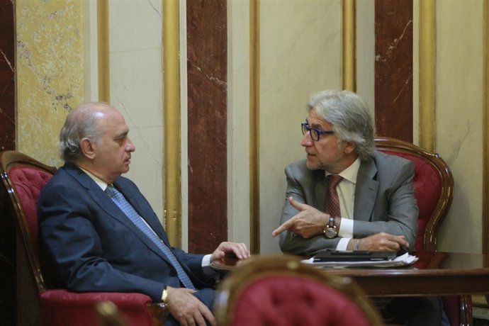 Jorge Fernández Díaz y Josep Sánchez Llibre 