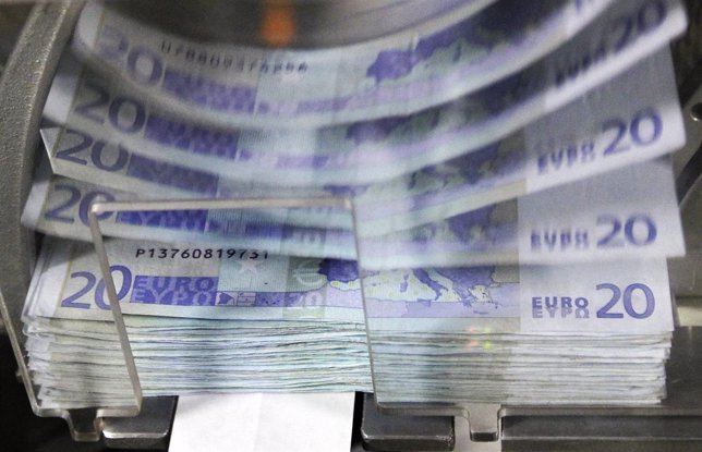 El Tesoro coloca 4.500 millones de euros en la subasta de letras, a tipos mínimo