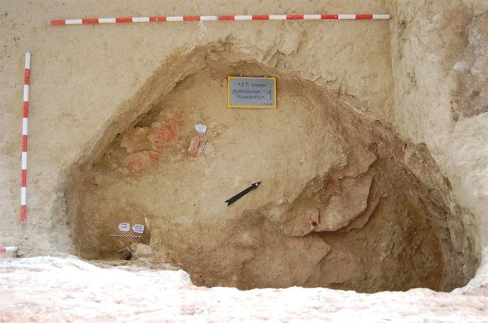 Enterramiento calcolítico descubierto en Pedrera.