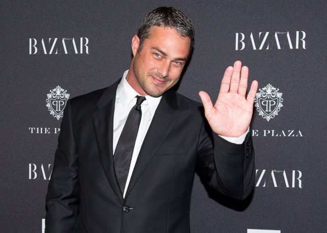 ¿Quién Es Taylor Kinney, El Futruo Marido De Lady Gaga? 