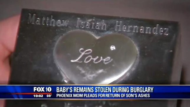 Una mujer de Arizona exige a los ladrones de su casa que le devuelvan las ceniza