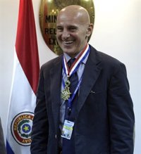 Sacchi lamenta que hay "demasiados jugadores negros" en la cantera italiana