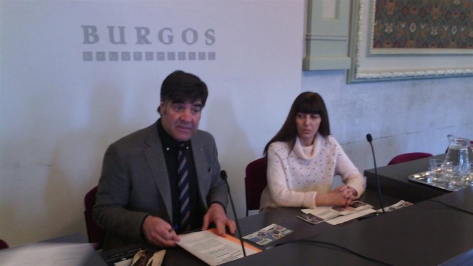 Programación Casa de Cultura de Gamonal y foto de la presentación.