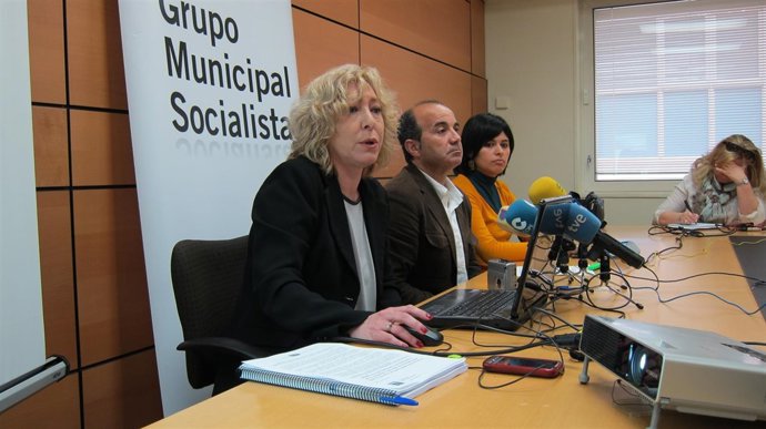 Mar Rosa y Andrea Garries y Pedro López