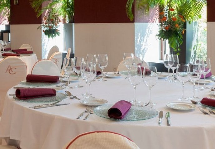 AC Hotel Palacio de Santa Ana