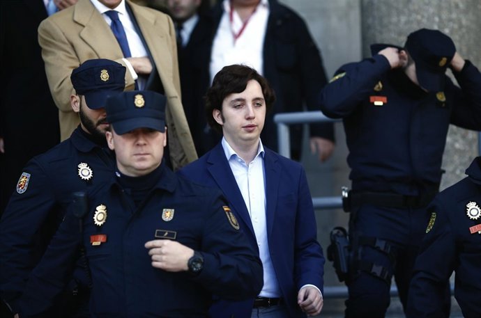 'El Pequeño Nicolás' tras declarar en el juzgado