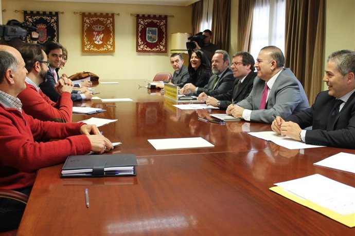 Fotografía. El Delegado Del Gobierno En CLM, Jesús Labrador, Preside La Comisión