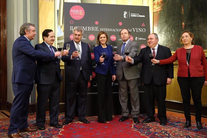 Cumbre vino en senado