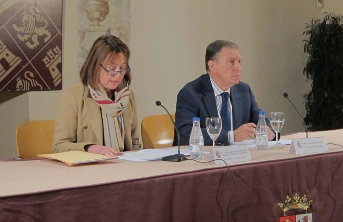 Mateos y Pilar González presentan la Jornada