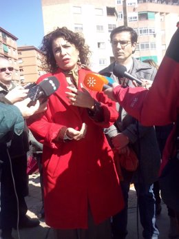 La consejera de Hacienda y el candidato del PSOE a la Alcaldía de Granada