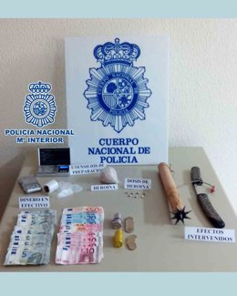 Material incautado por agentes de la Policía Nacional