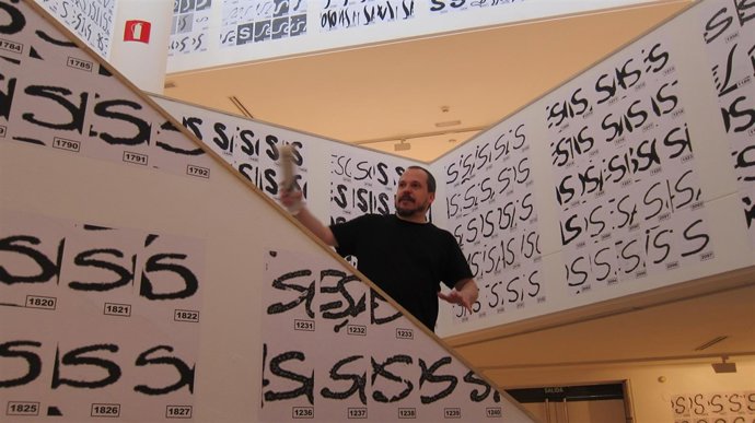 Francesc Ruiz en el IVAM con 'Les Esses'