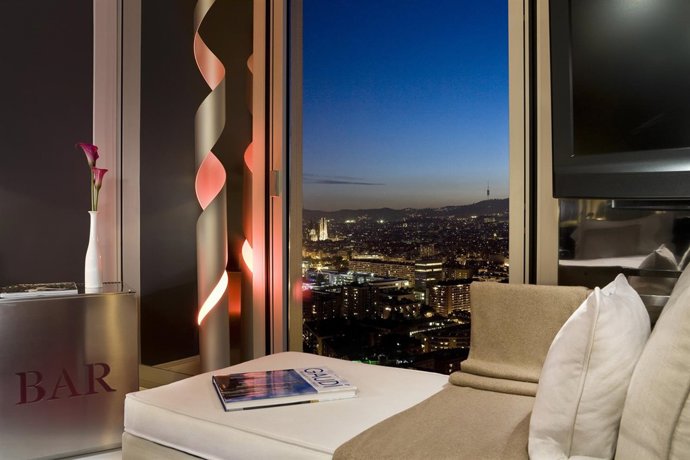 Gran Premium city view with Gaudi's Sagrada Familia cathedral