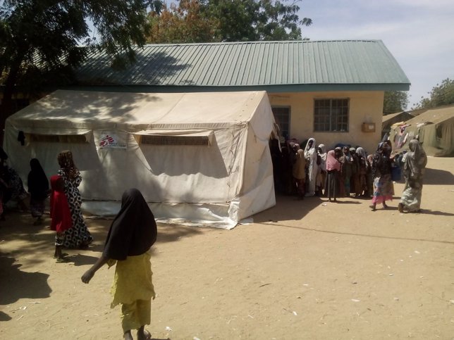 Refugiados nigerianos ayudados por MSF