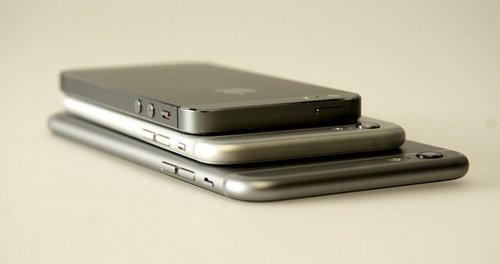 IPhones 5s, 6 y 6 plus superpuestos