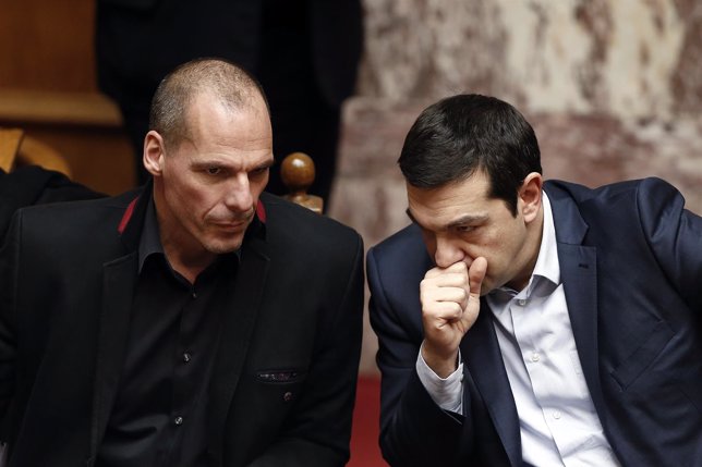 Grecia se compromete a pagar sus deudas y a no poner en riesgo metas fiscales