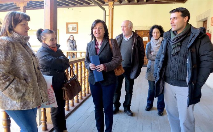 María Jesús Álvarez, en el centro