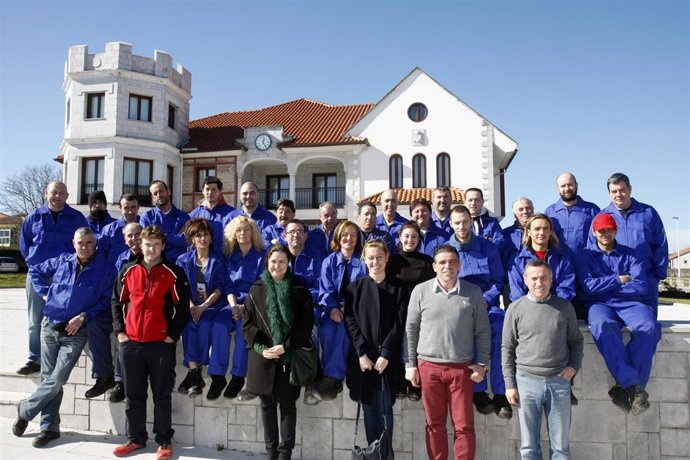 Trabajadores contratados en Argoños 