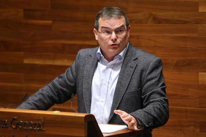 Ángel González (IU)