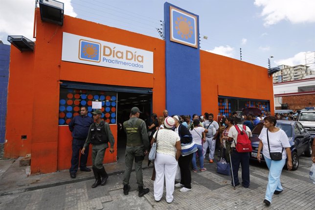 Supermercado Día Día intervenido en Venezuela