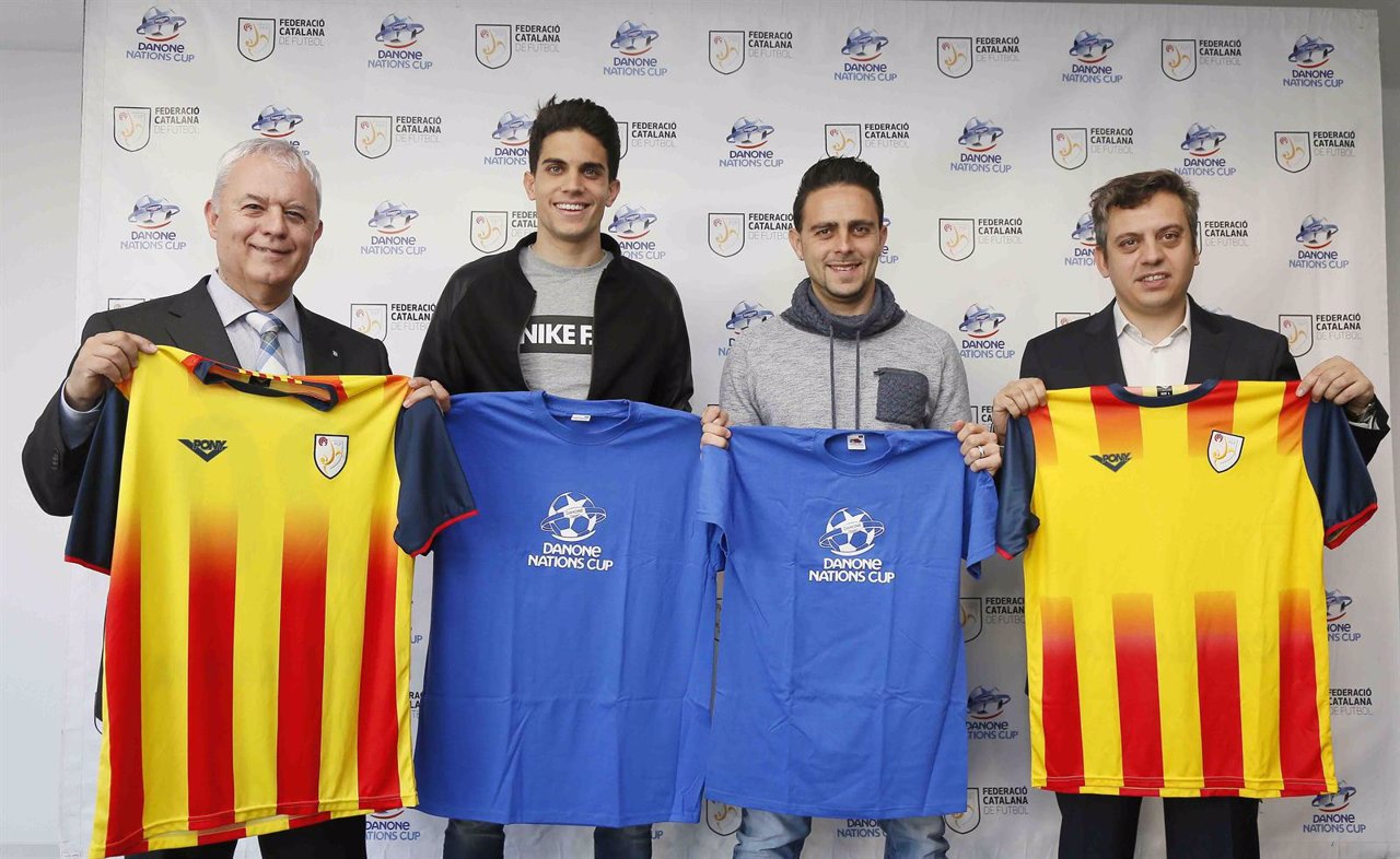 Marc Bartra y Sergio García apadrinan la fase catalana de la Danone Nations Cup