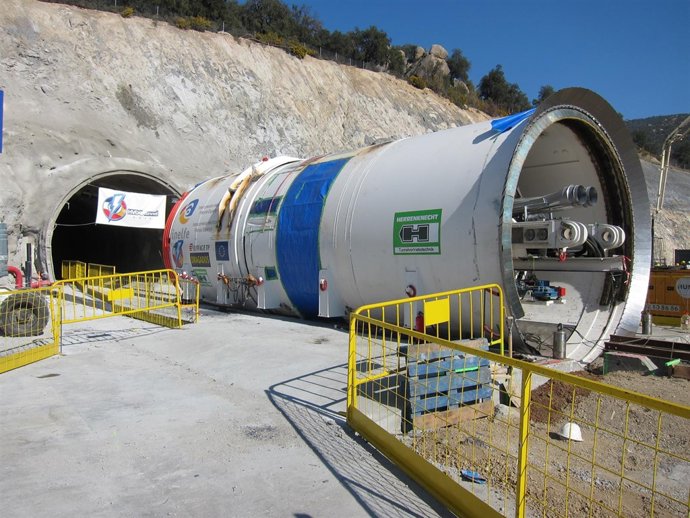 Obras del Túnel De Interconexión Eléctrica España-Francia en la Jonquera (2012)