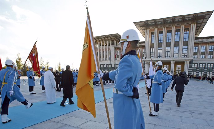 El Papa Francisco y Erdogan, en el palacio presidencial en Ankara