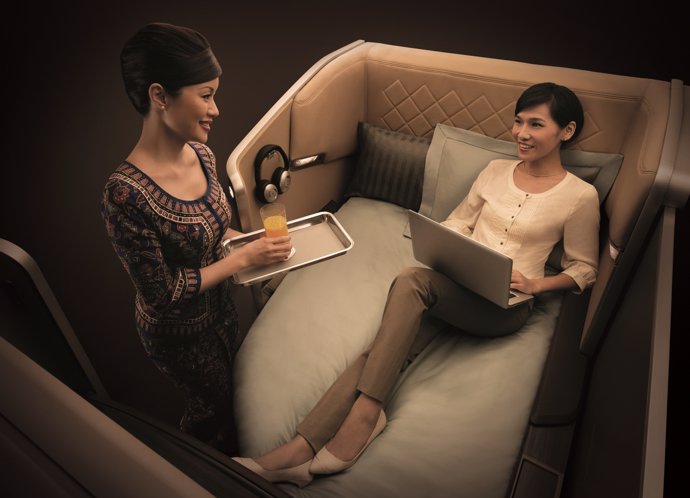 Pasajera en una cabina 'premium' de Singapore Air