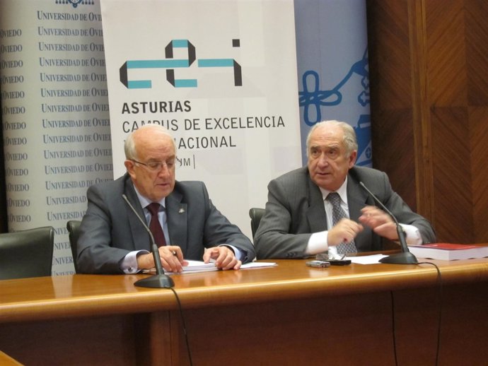 Rueda de prensa de Gotor tras el Consejo de Gobierno. 